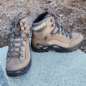 Lowa Renegade GTX Mid Ws Waterproof Hiking Boots Size 7